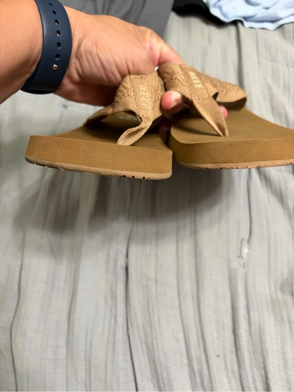 Reef Women’s Tan Sandy Flip Flop Sandals size 8/EU 38.5